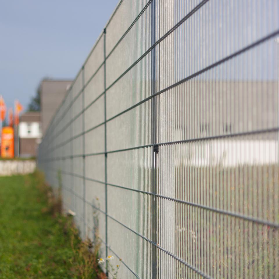 Stålgitterhegn er også kendt som panelhegn