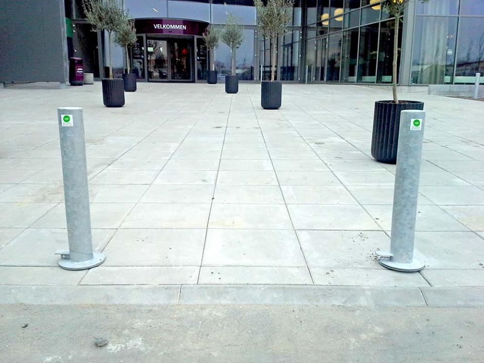 Pullert i stål til virksomheder