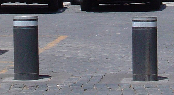 Automatisk pullert til gågade